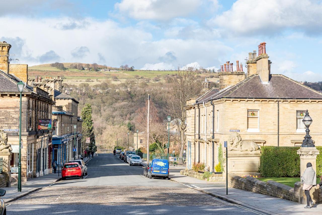 Riverside Balcony Apartment With Parking Just Minutes To Saltaire Shipley (West Yorkshire) Zewnętrze zdjęcie