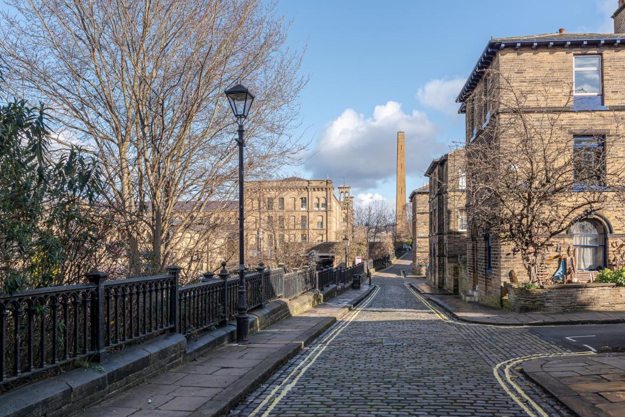 Riverside Balcony Apartment With Parking Just Minutes To Saltaire Shipley (West Yorkshire) Zewnętrze zdjęcie